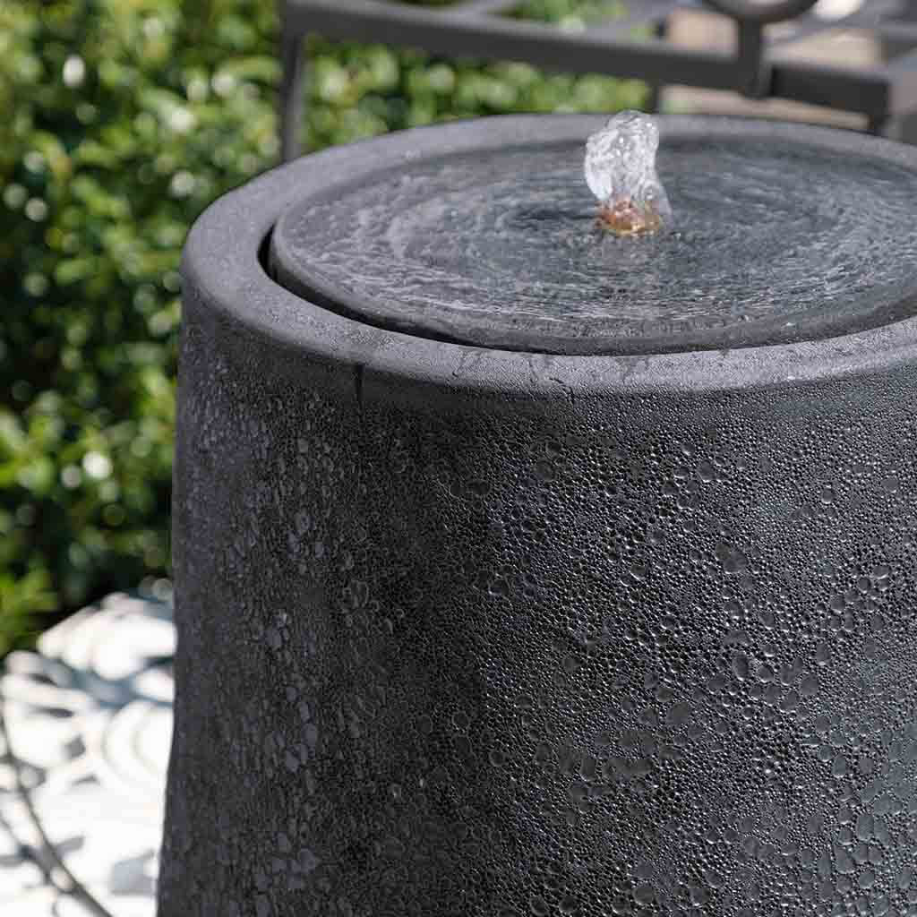 Fontana Daralis, Grande || Corallo Vulcanico