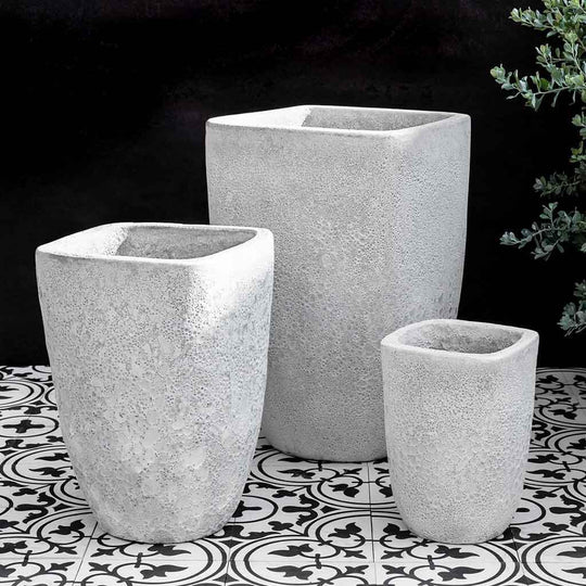 Teo Planter || White Coral