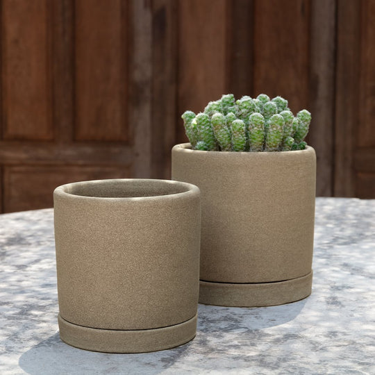 Avon Planter, Small || Dune