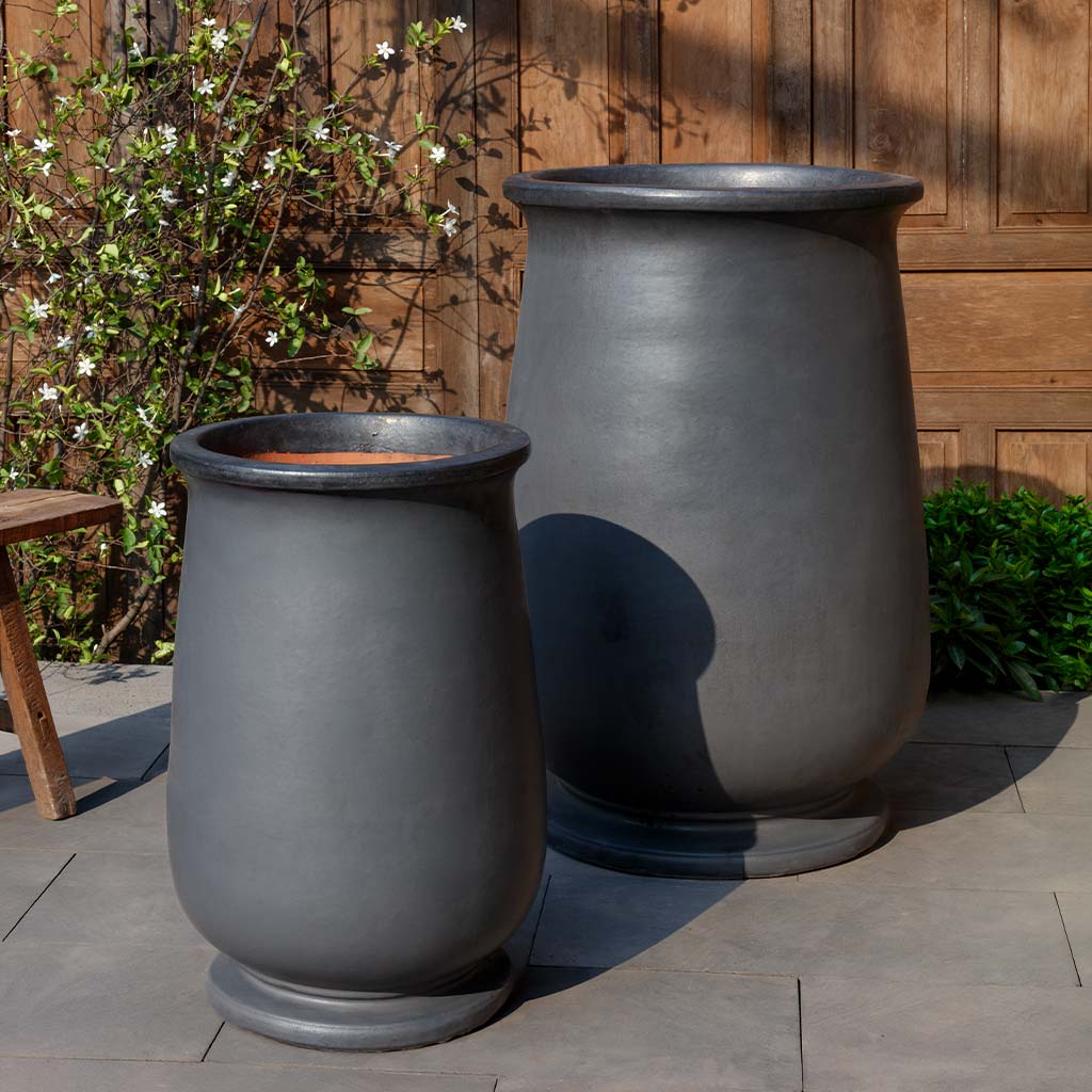 Valreas Planter || Graphite