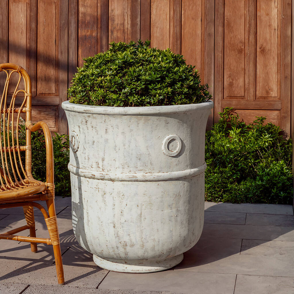 St. Tropez Planter || Whitewash