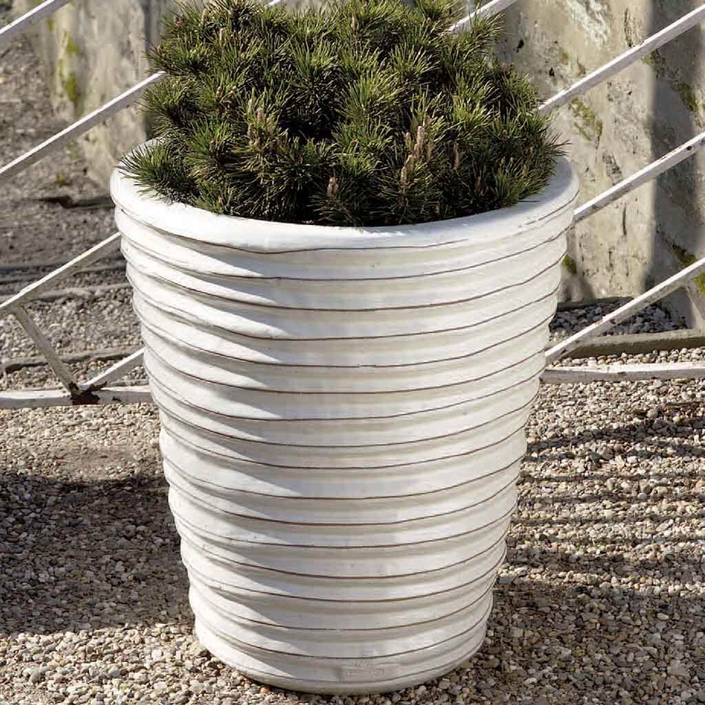 Round Ruffle Planter || Antique White